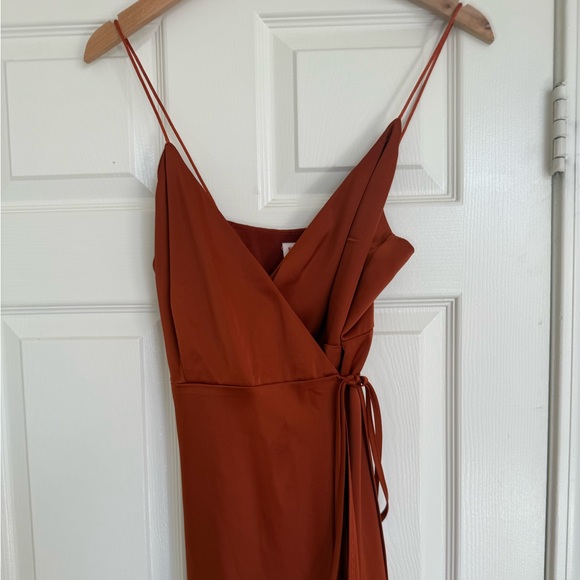 ShowPo. Terra Cotta Elegant Rust Satin Maxi Dress Size 6 Made in Australia - Picture 4 of 7